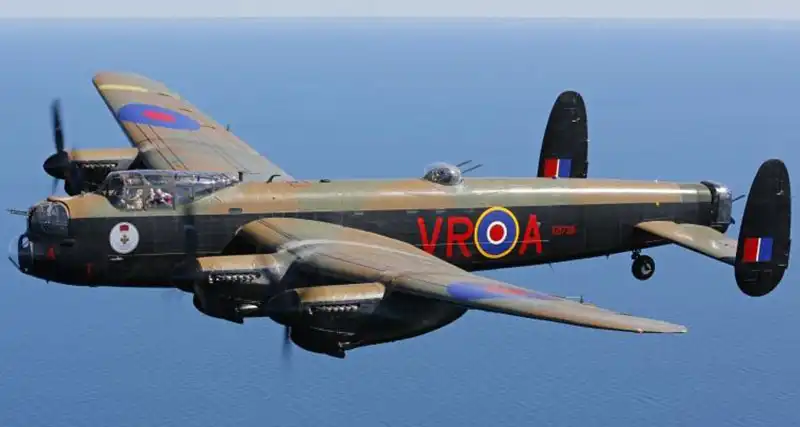 The Canadian Warplane Heritage Museum: Lancaster KB726